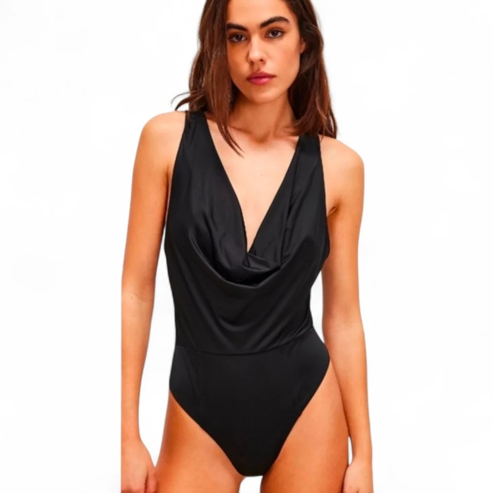 NWOT INTIMATELY FREE PEOPLE When And Where Black Cowlneck Bodysuit - Medium